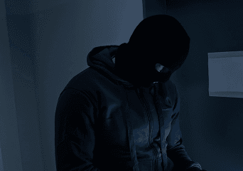 영업 종료 후 야간 침입이 걱정돼요